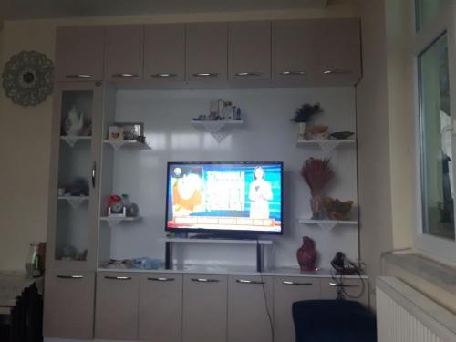 Konya-Tv-Uniteleri-46 Tv Üniteleri